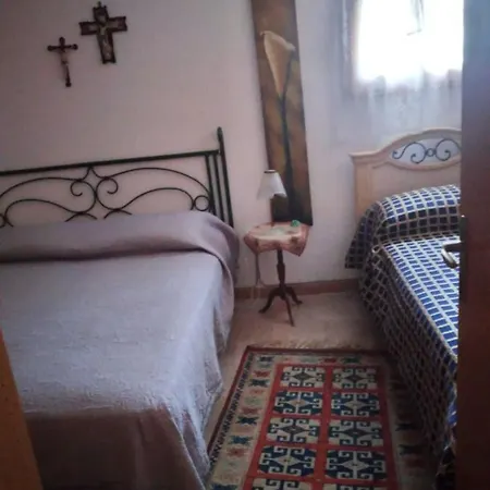 別荘 Casa Ester Stagnone サン・レオナルド
